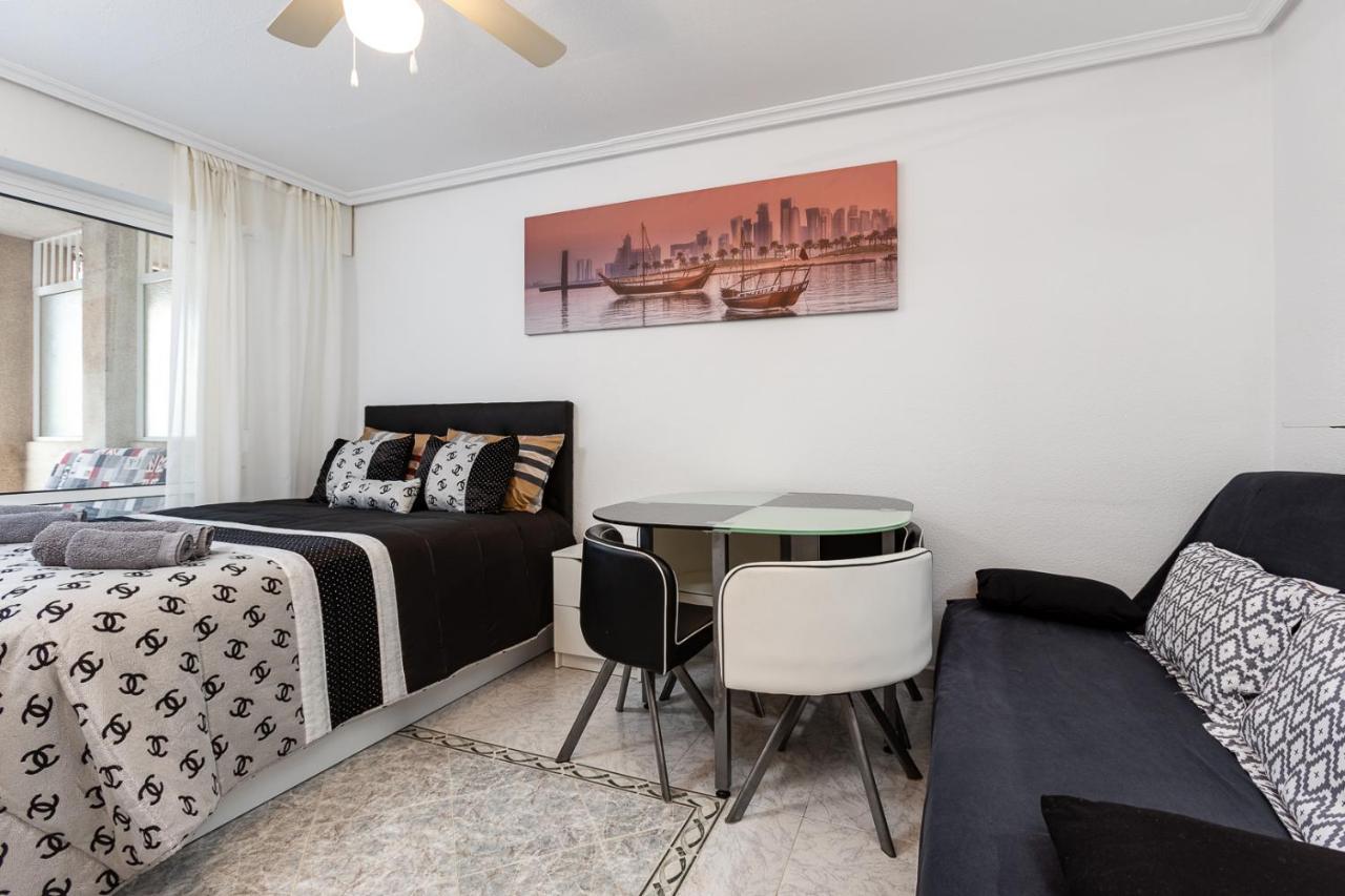 Studio Playa Del Cura Торевьиа Экстерьер фото